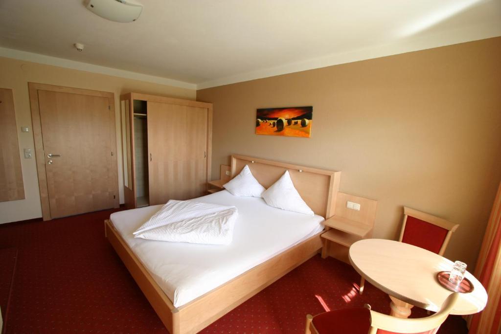 Fruehstueckshotel Margret Maurach  Bilik gambar